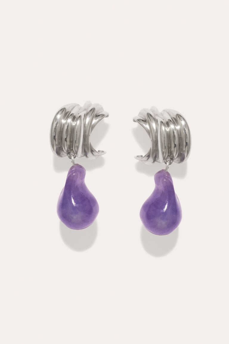 Boucles d'oreilles Clash en bio-résine lilas et plaqué platine