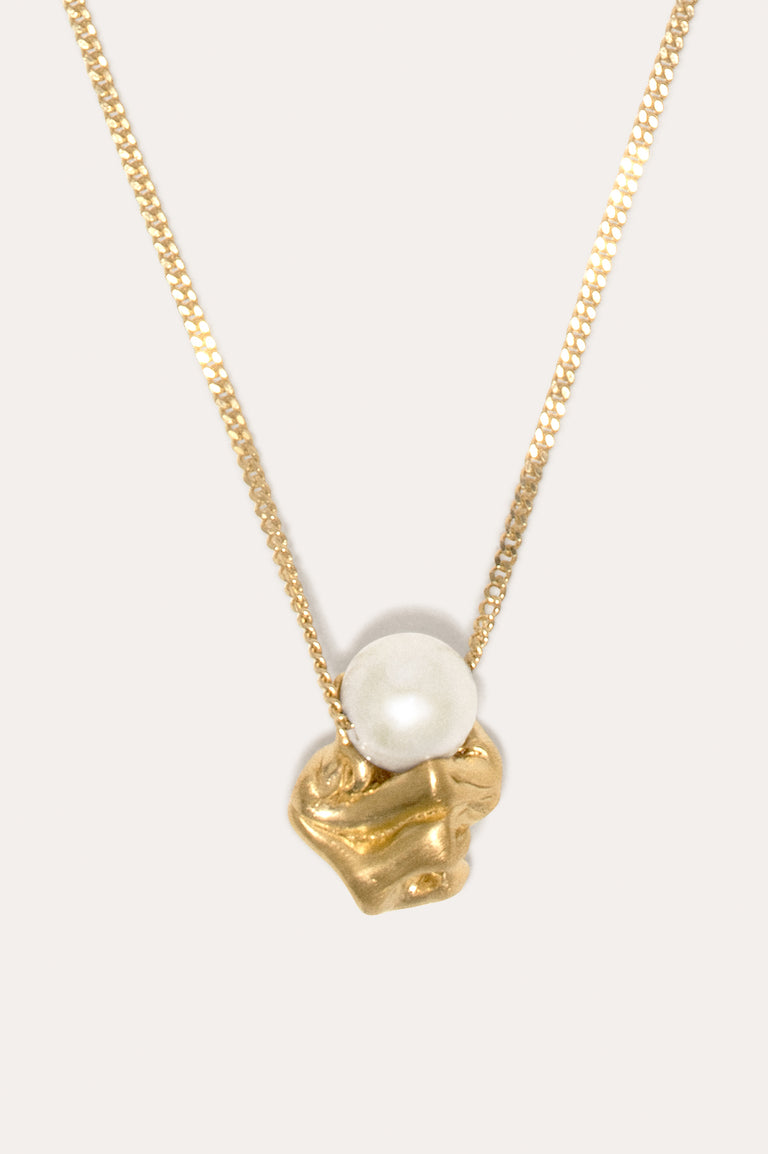 "Notsobig" Crumple - Pearl and Gold Vermeil Pendant